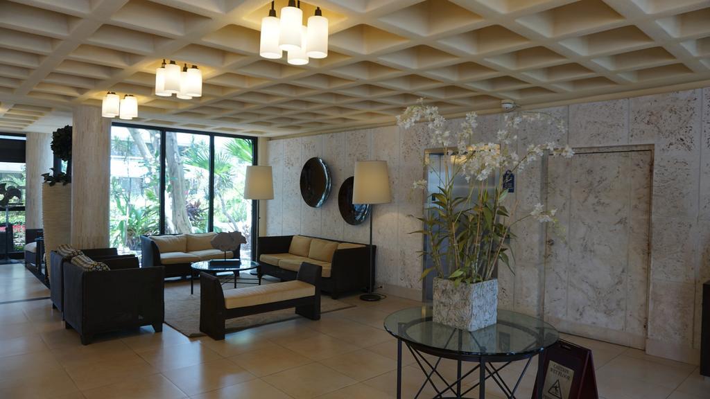 Golden Strand Resort Sunny Isles Beach Extérieur photo